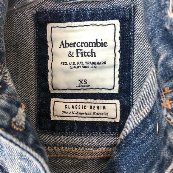 ABERCROMBIE & FITCH Distressed Denim Trucker Vest XS - Picture 3 of 9